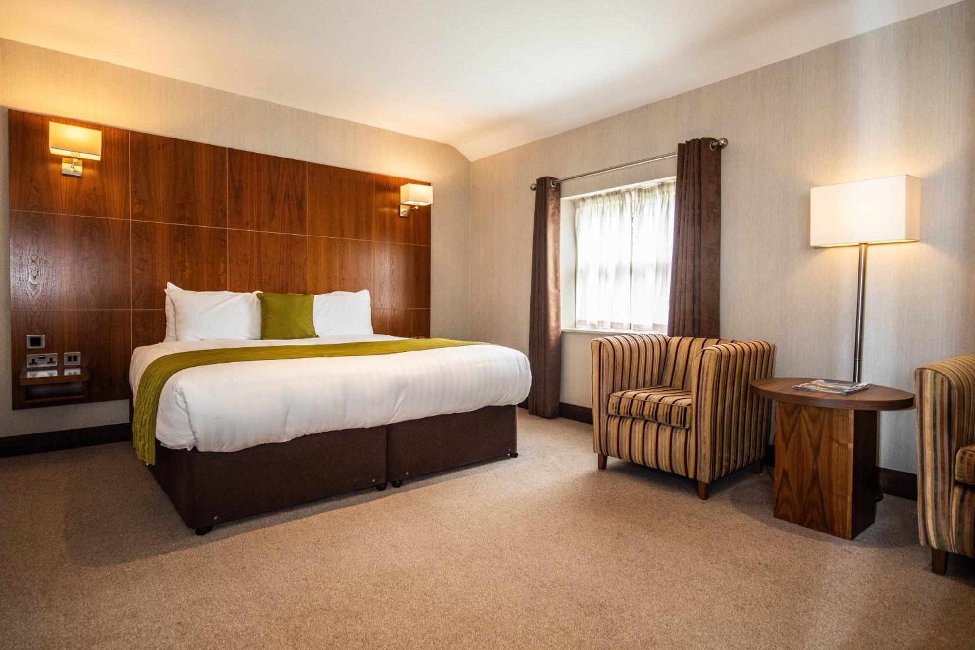 Отель Owston Hall 3*